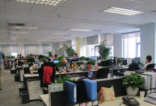 外交部再次提醒：已在中東的中國公民利用航班恢復(fù)窗口抓緊撤離:重慶勝帥實(shí)業(yè)有限公司品牌